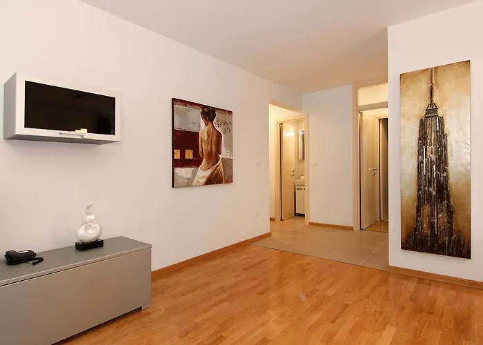 My Place 아파트 스플리트